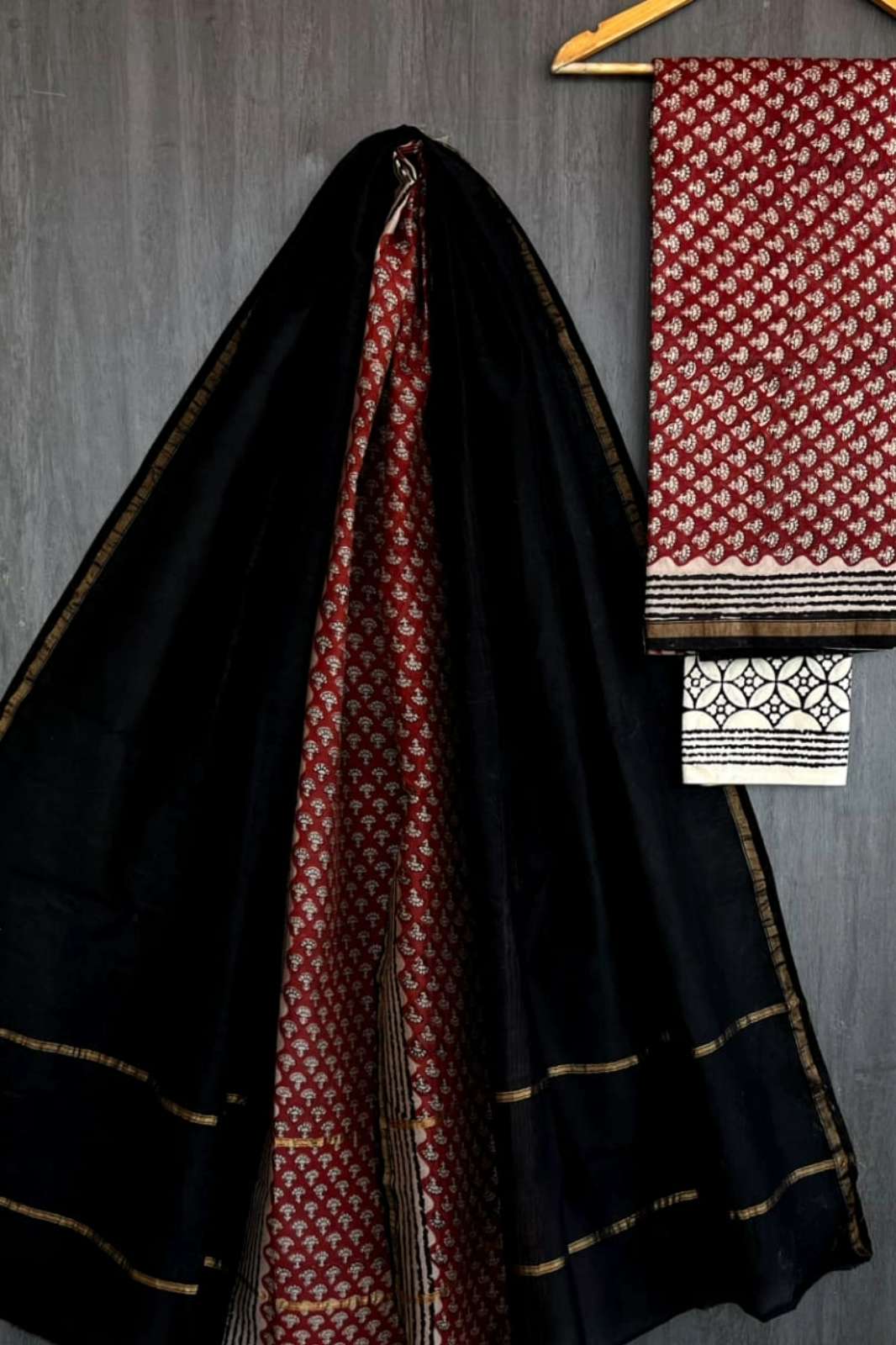Shri Balaji Emporium RF14110 Handblock Printed Pure Chanderi Silk Suit