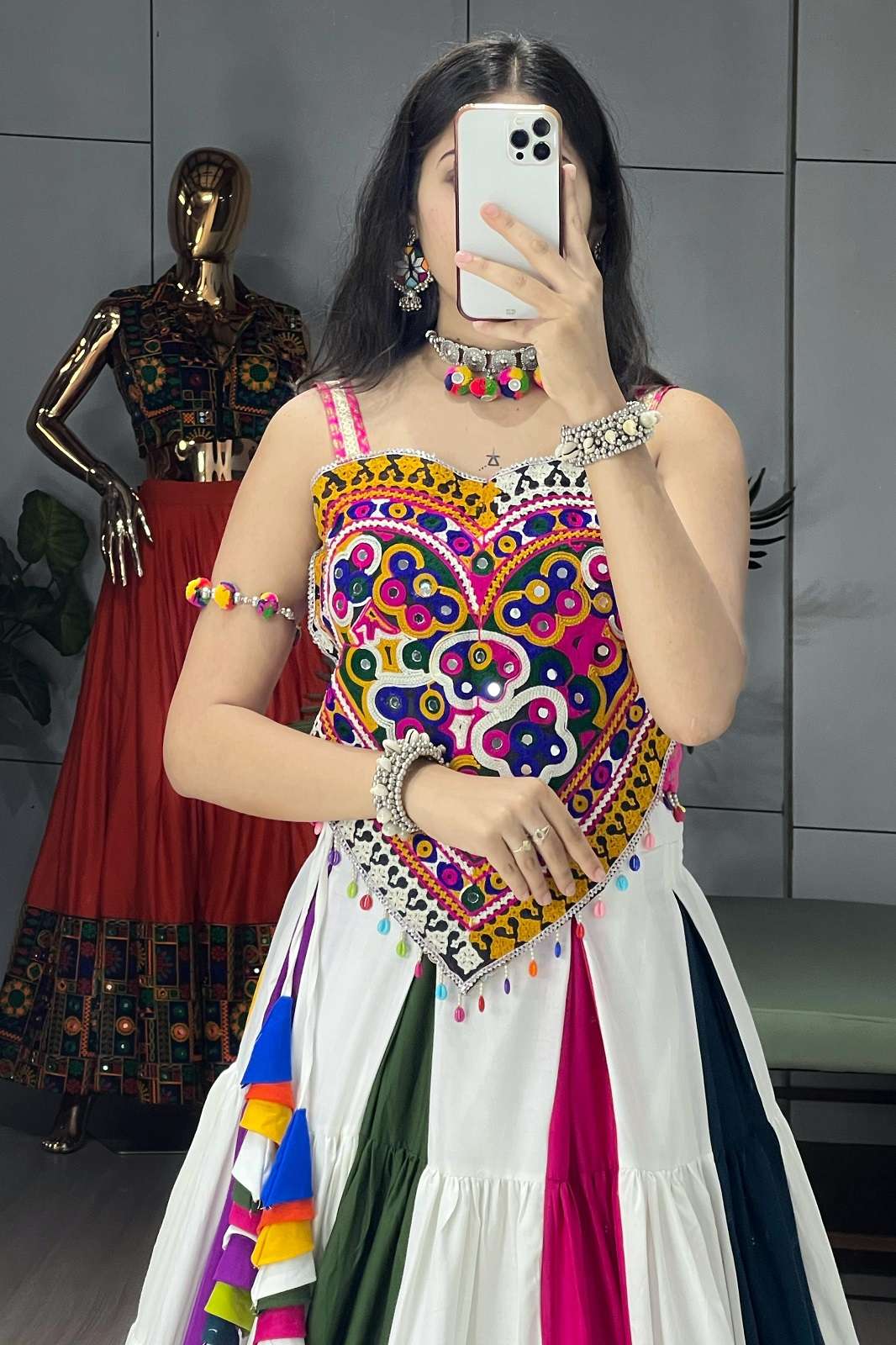 SHRI BALAJI PURE SILK GAMTHI WORKED READY TO WEAR LEHENGAS