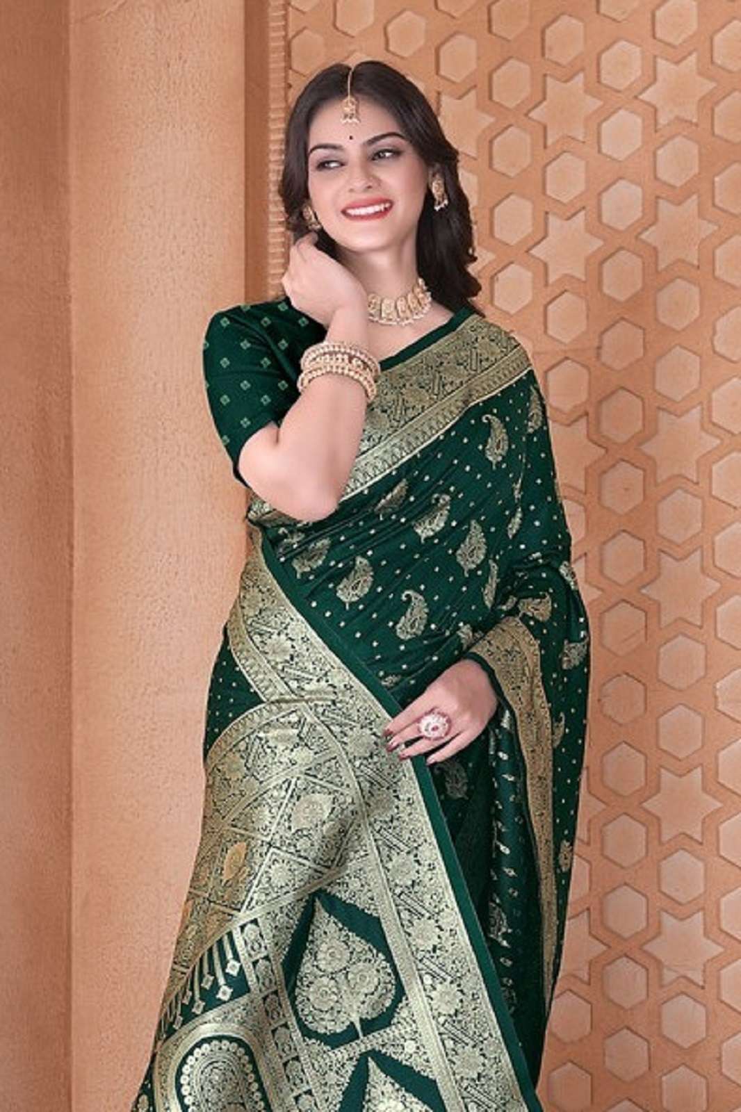 SHRI BALAJI SOFT SILK BANARASI RICH PALLU SAREES