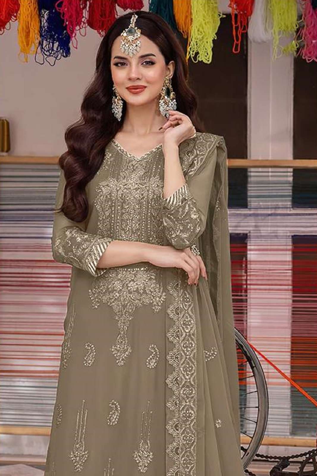 ZAHA 10290 A GEORGETTE HEAYV EMBROIDERED SUITS