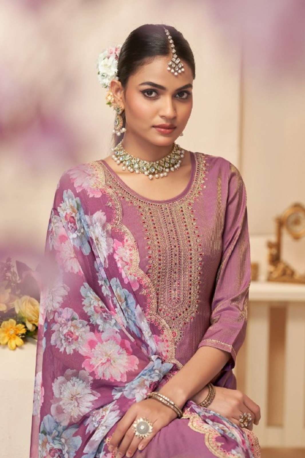 FOURDOTS MOUNI PREMIUM HEAVY WORKED SUITS