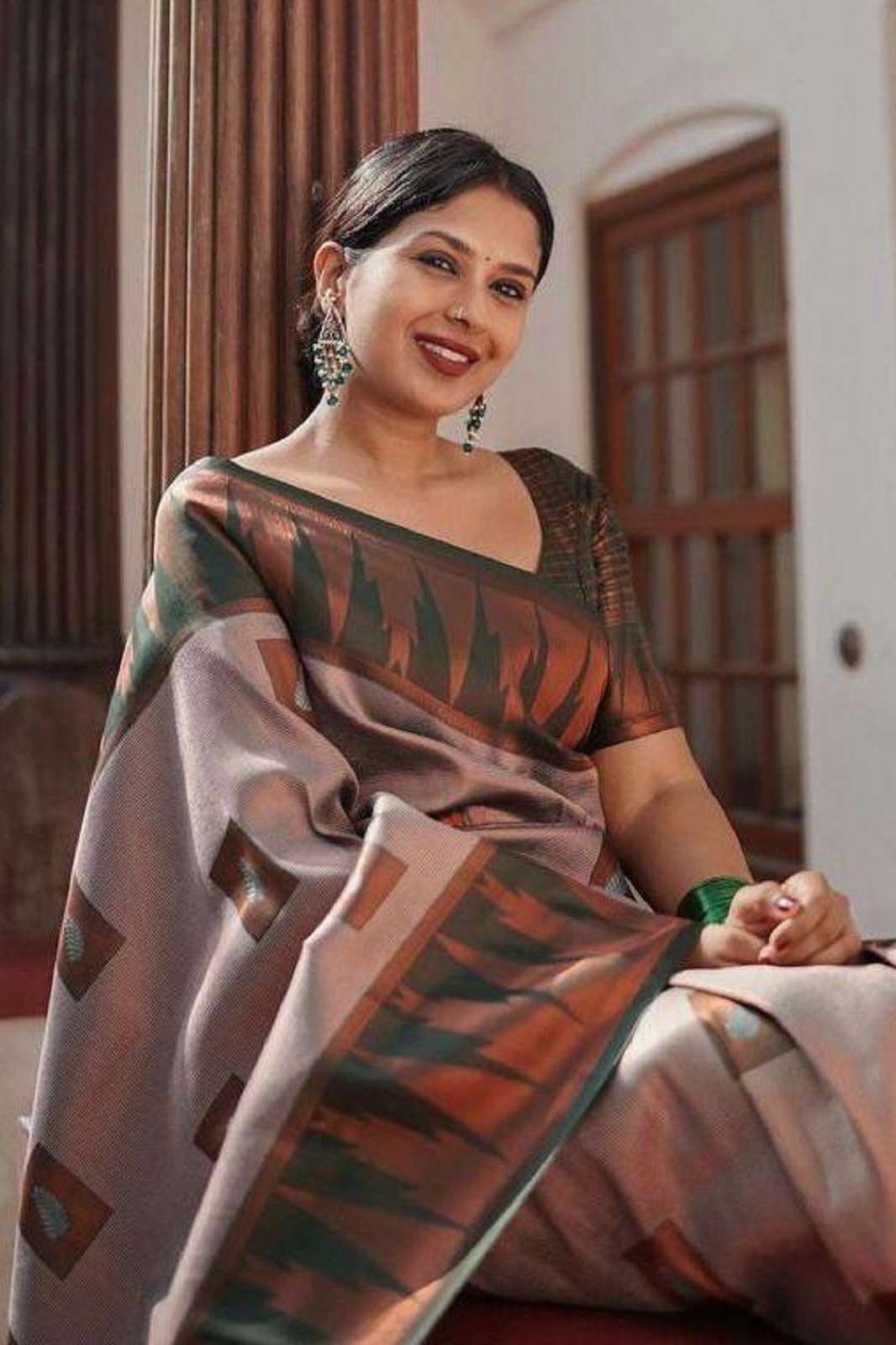 SHRI BALAJI 4073 SOFT LICHI SILK RICH PALLU SAREES