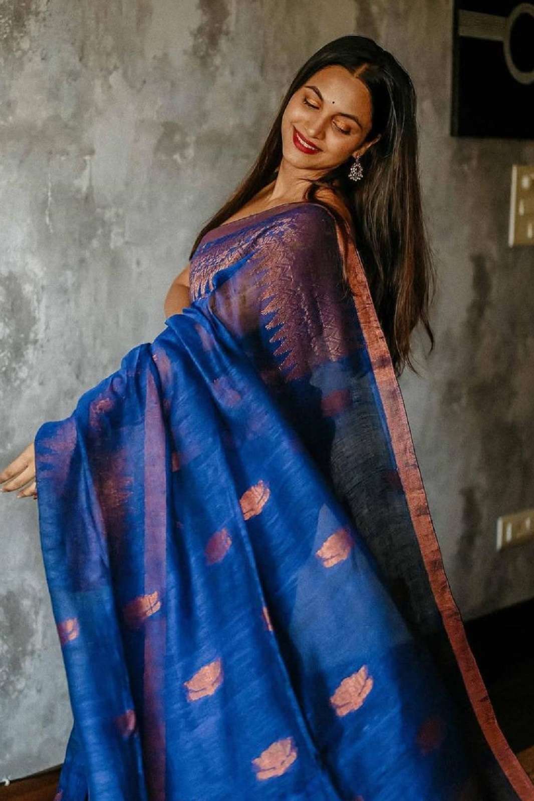 SHRI BALAJI 6049 LINEN SLAB RICH PALLU WEAVING SAREES
