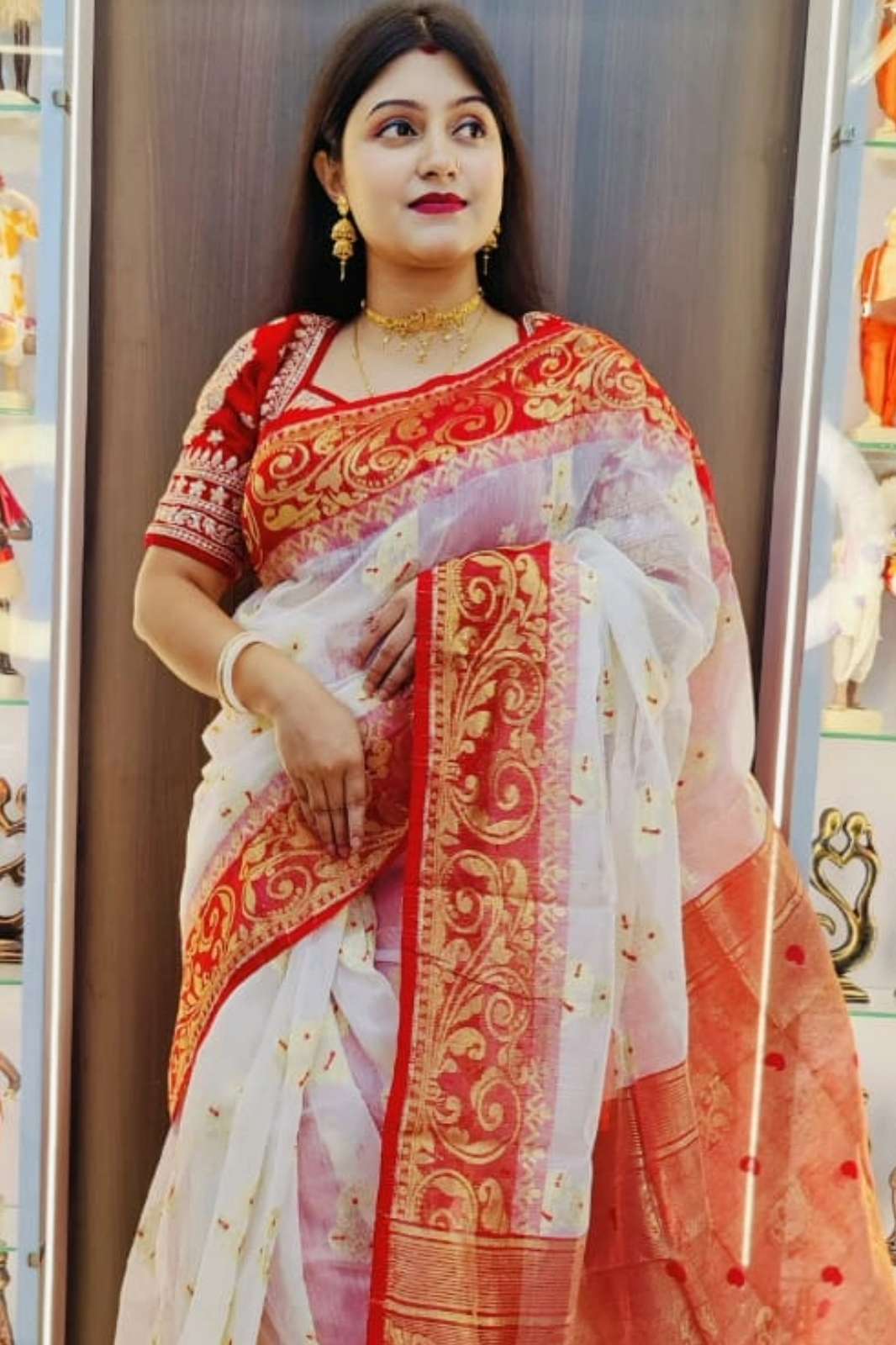 Shri Balaji Emporium B908w Pooja Special Dhakai Jamdani Saree