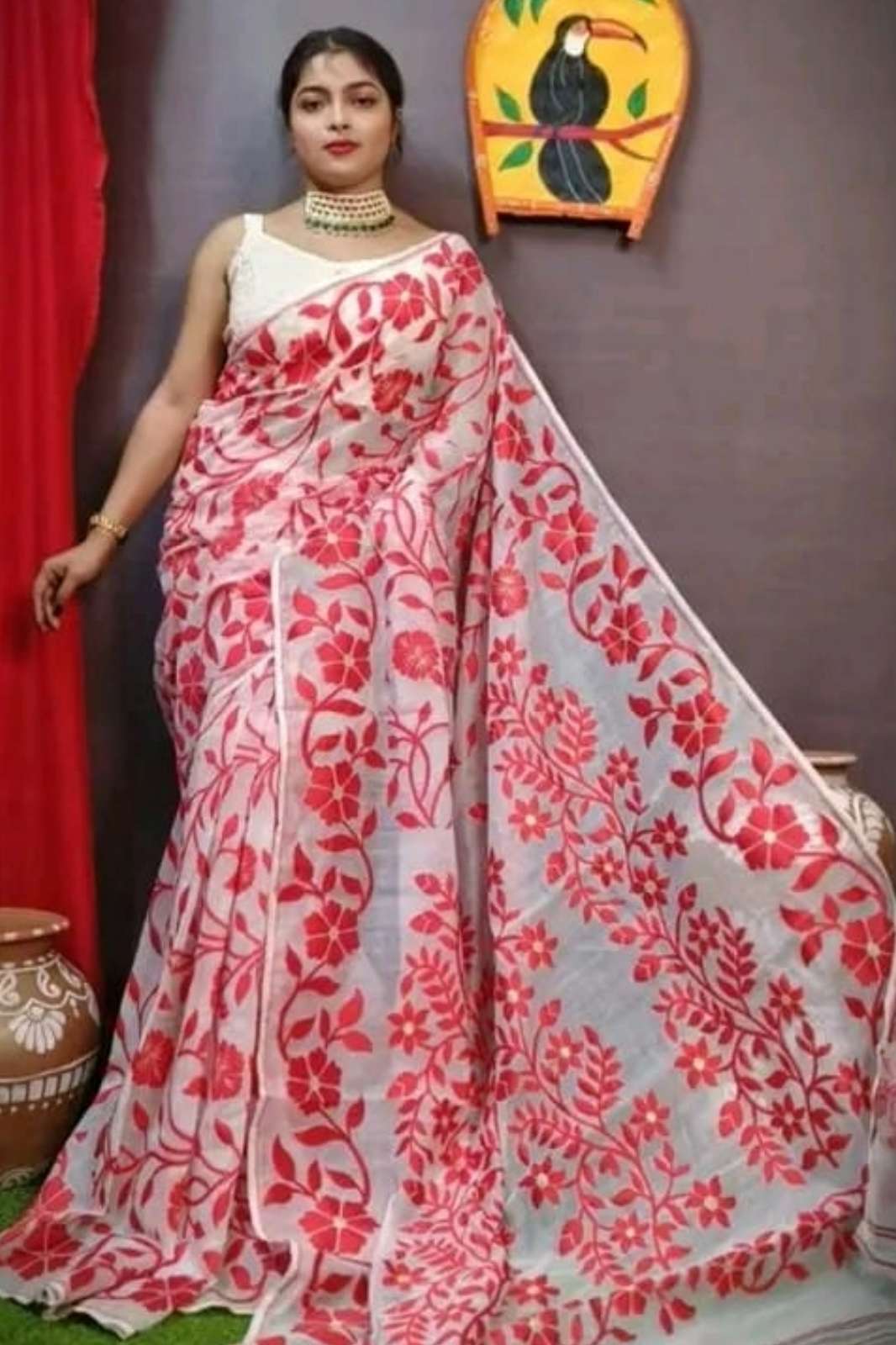 Shri Balaji Emporium B910w Beautiful Dhakai Jamdani Saree