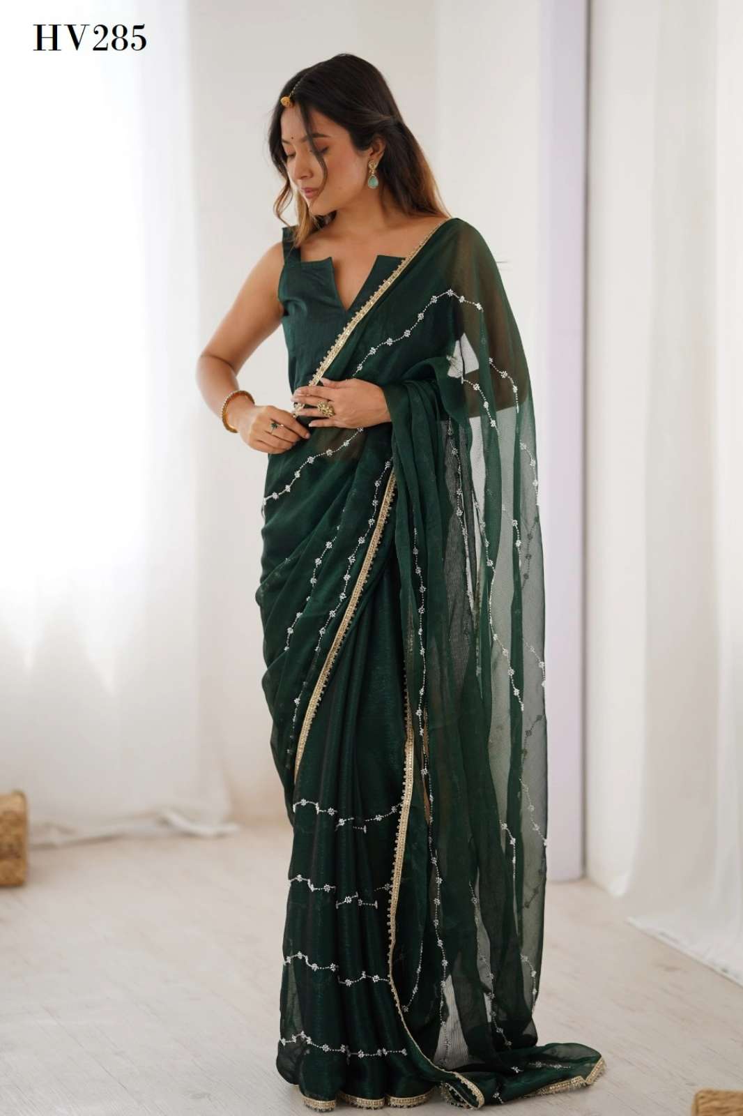 Shri Balaji Emporium DIVAS Heavy Smooth Sitara Sequin Saree 