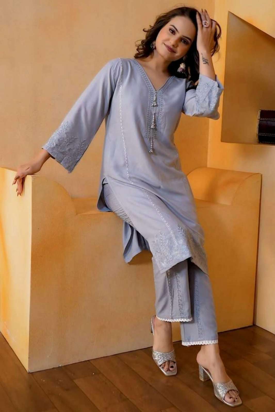 SHRI BALAJI EMPORIUM DV 24612 EMBROIDERY WORK RAYON KURTI SET