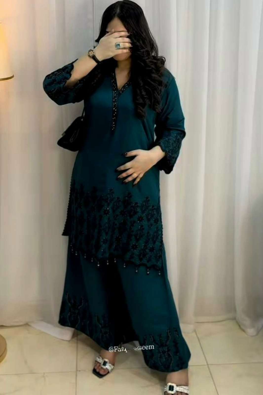 Shri Balaji Emporium DV 24623 Vichitra Silk Designer Suit