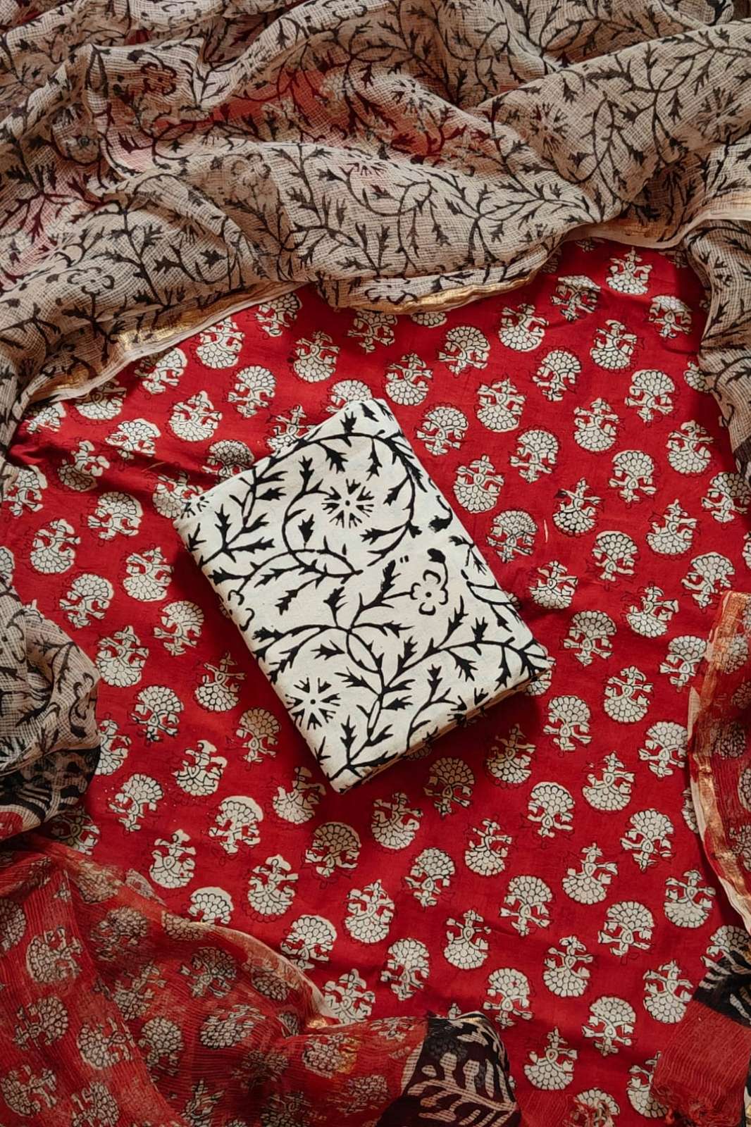 Shri Balaji Emporium RF14487 Bagru hand block printed Pure cotton suits