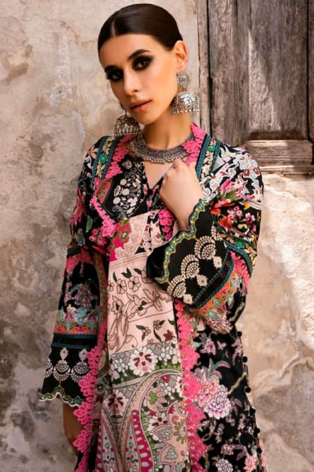 TAJ CREATION 617 & 618 COTTON PRINT EMBROIDERED SUITS