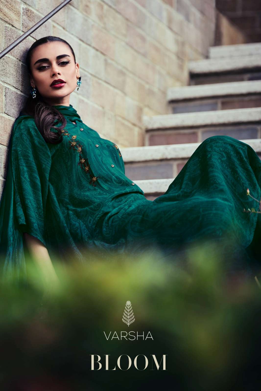 VARSHAA BLOOM MODAL SATIN DIGITALLY PRINTED SUIT WITH HANDWORK