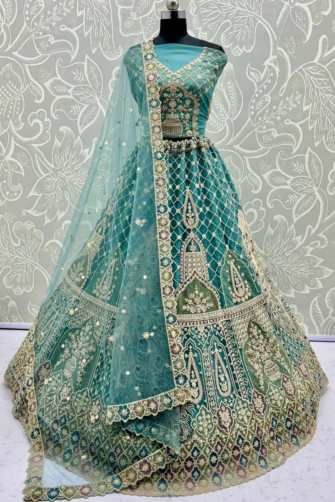 Anjani Arts 2890 Beautiful Net Embroidered Wedding Wear Lehenga choli