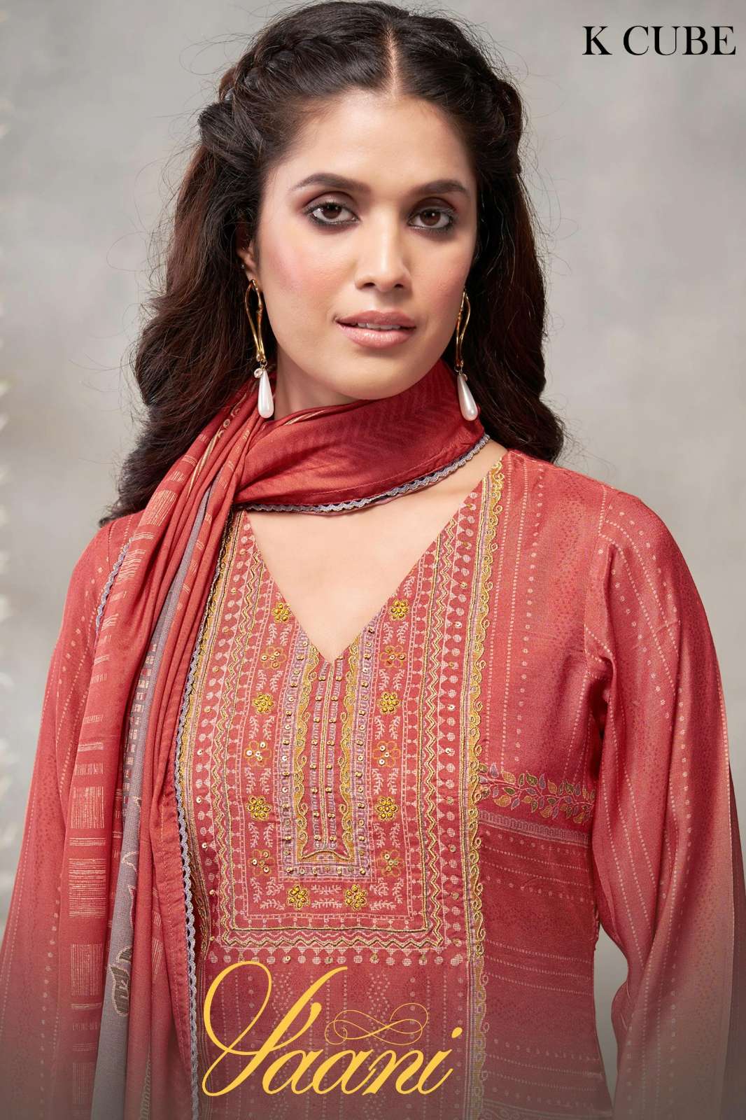  K CUBE VAANI MUSLIN DIGITAL PRINTED SUIT WITH EMBROIDERY WORK