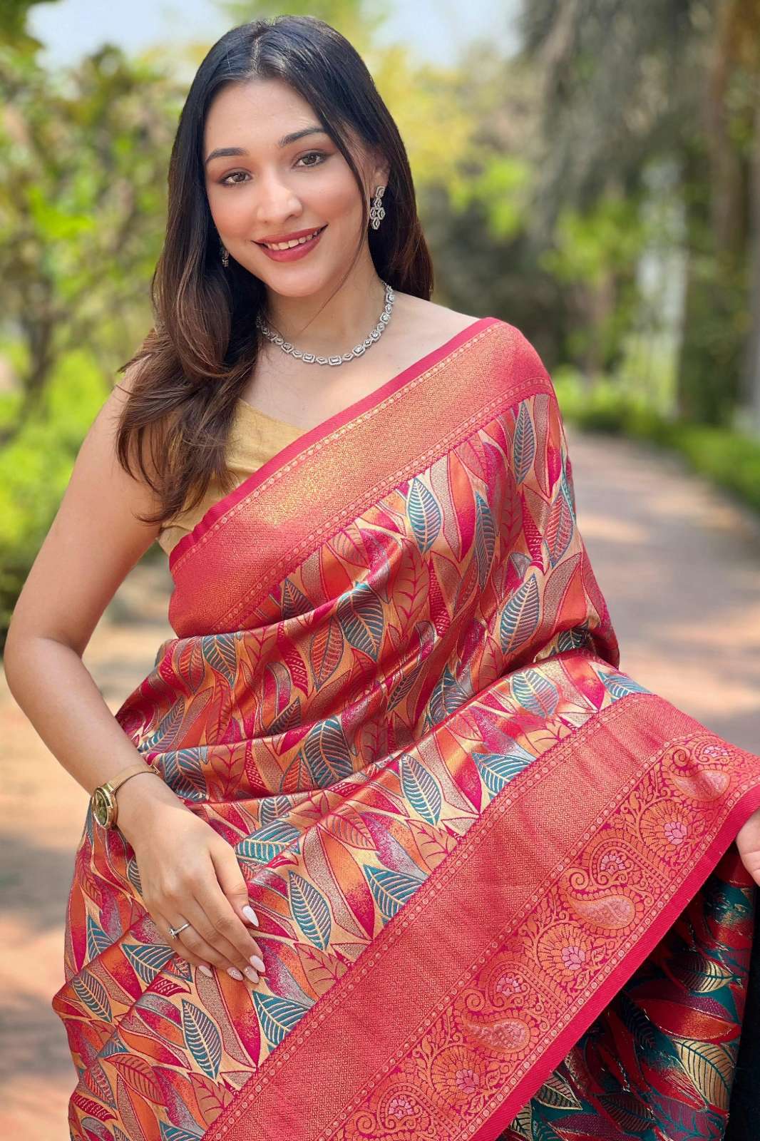 Shri Balaji Emporium Anushka Kanchi Pattu Silk Weaving Border Saree