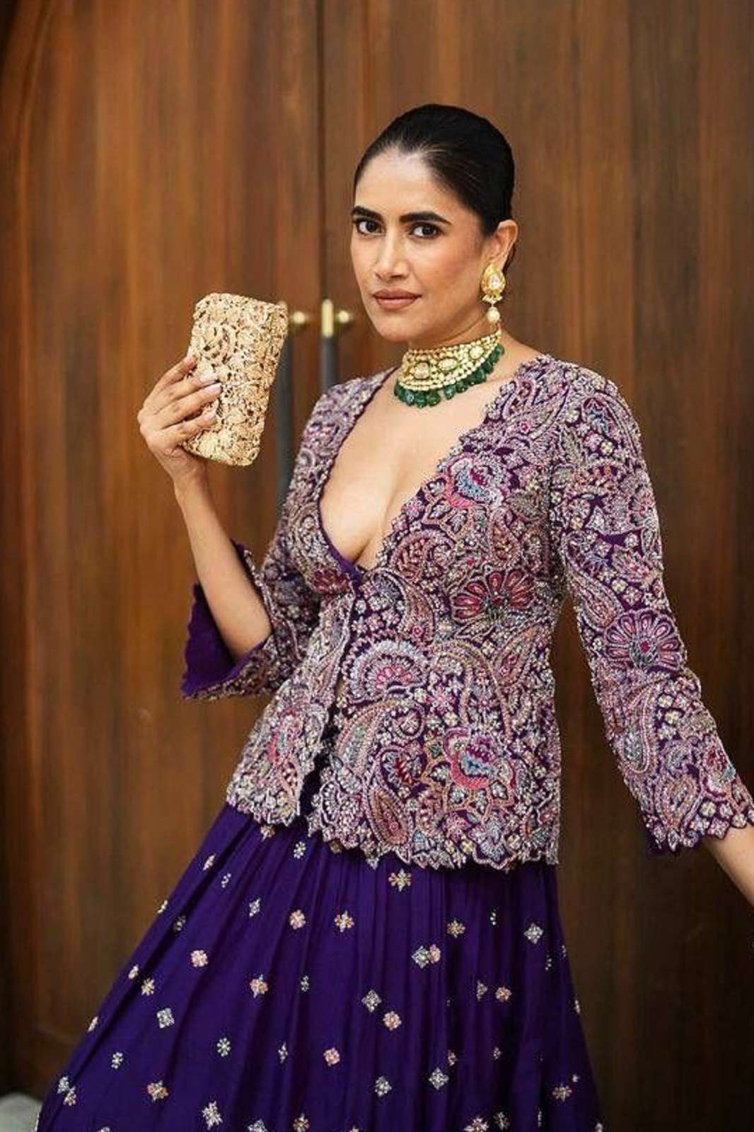 SHRI BALAJI VF 202 CHINON SILK READY TO WEAR GOWNS