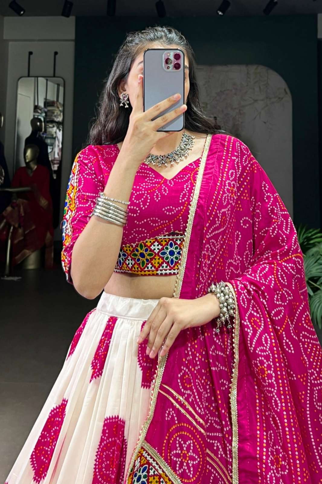 Crazy Cloths 1736GRN Festivals Tasar Silk Bandhej Chaniya Choli 
