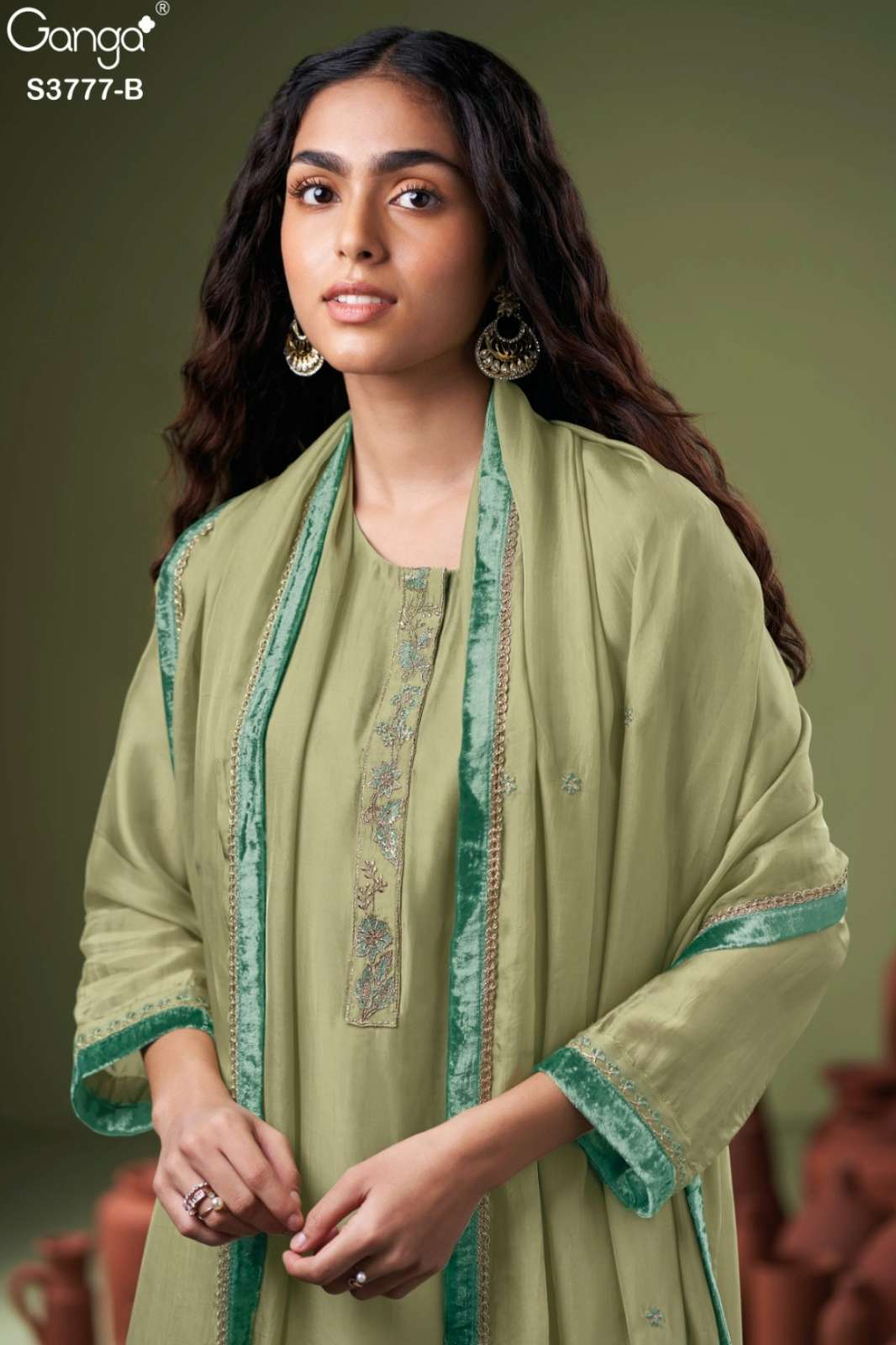GANGA BRIOVA S3777 PREMIUM PURE BEMBERG SILK SUIT WITH EMBROIDERY