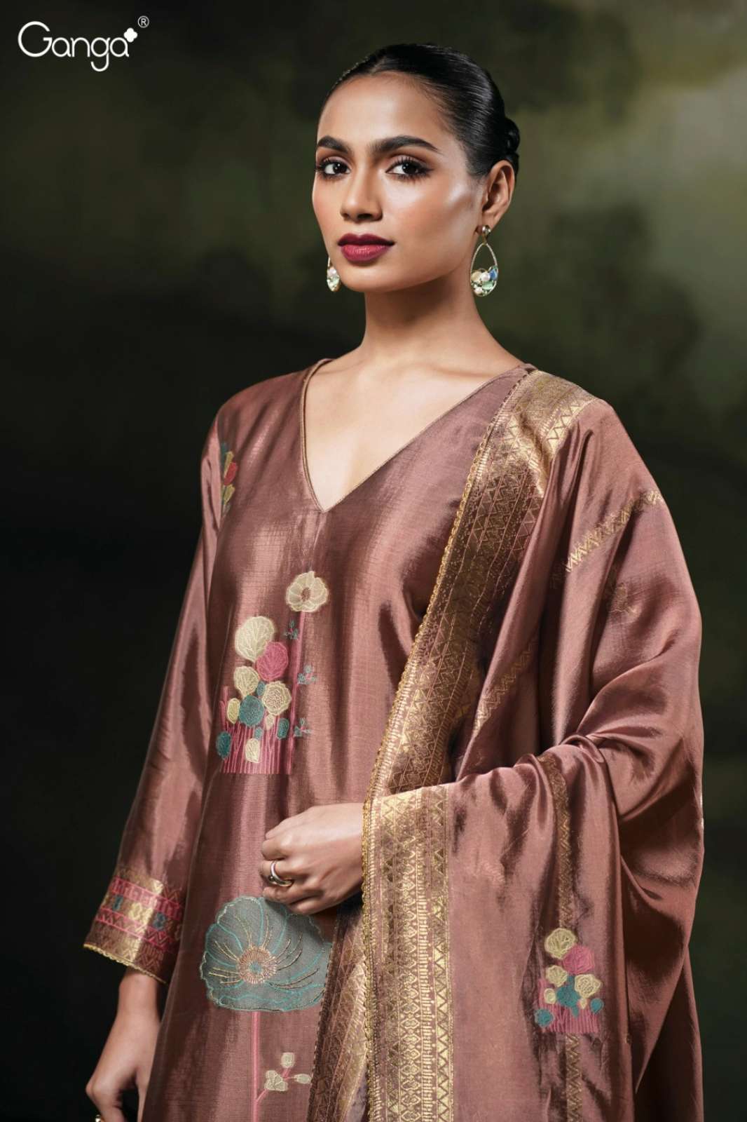 GANGA PRAXIS S3816 PREMIUM PURE VISCOSE WOVEN SILK SUIT WITH HAND WORK