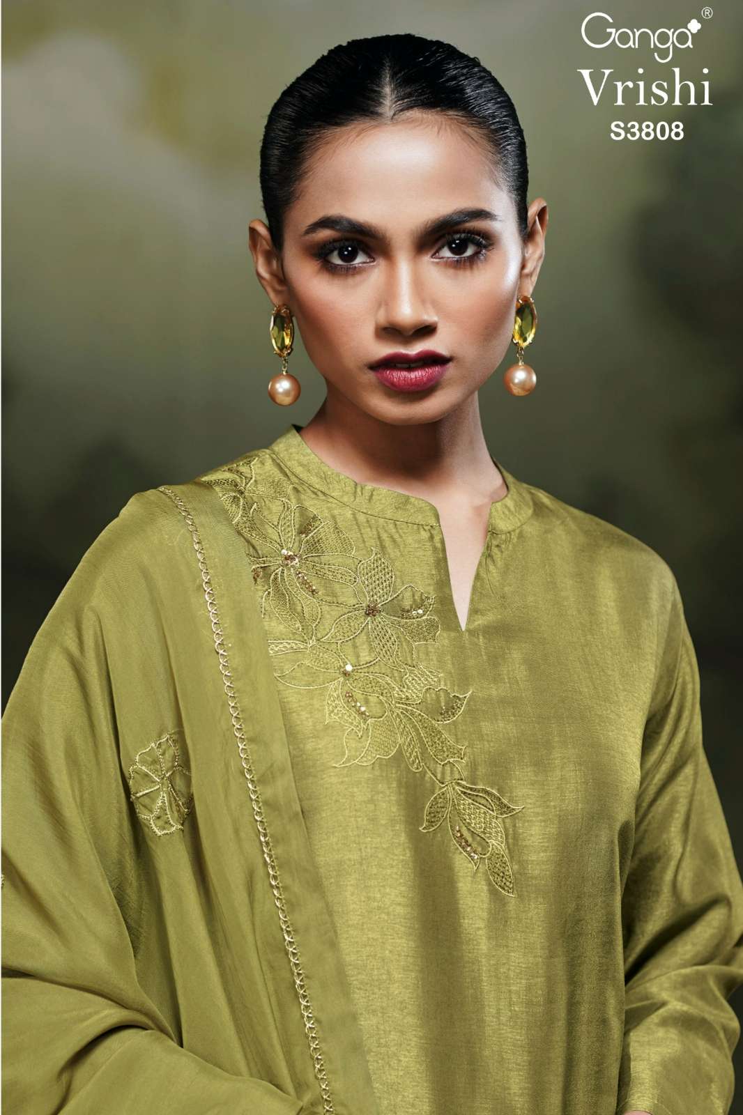 GANGA VRISHI S3808 REMIUM PURE BEMBERG RUSSIAN SILK EMBROIDERED SUIT