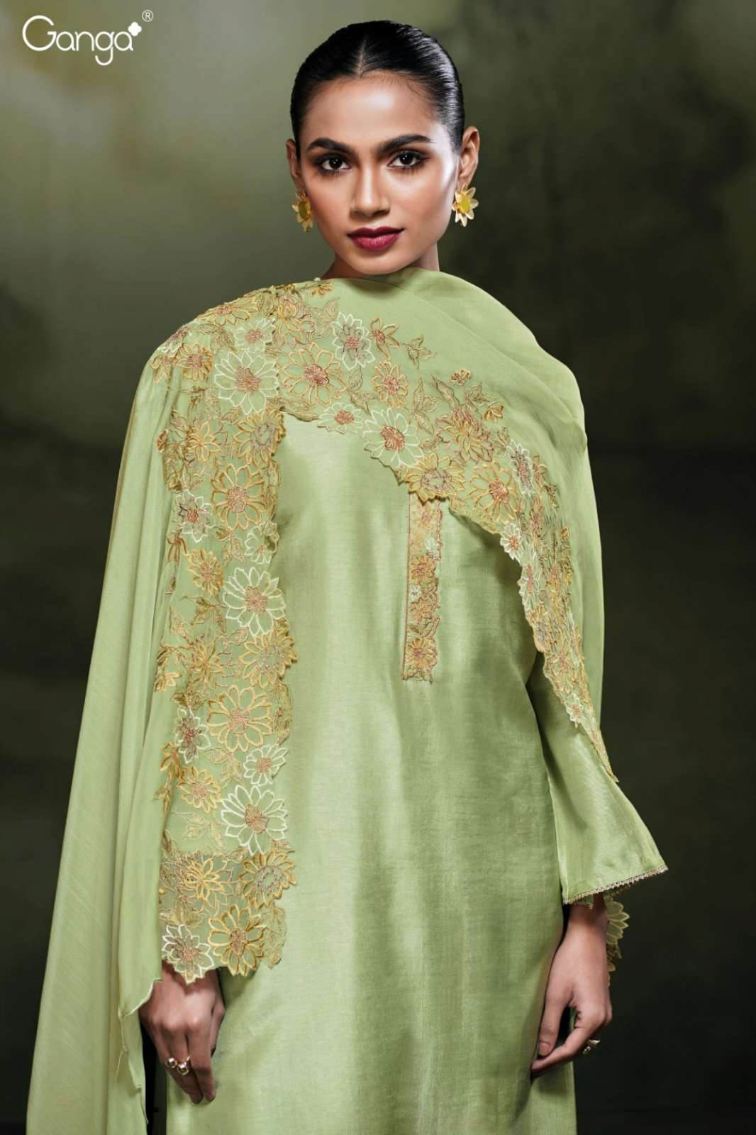 GANGA ZAYA S3843 PREMIUM PURE BEMBERG RUSSIAN SILK EMBROIDERED SUIT 