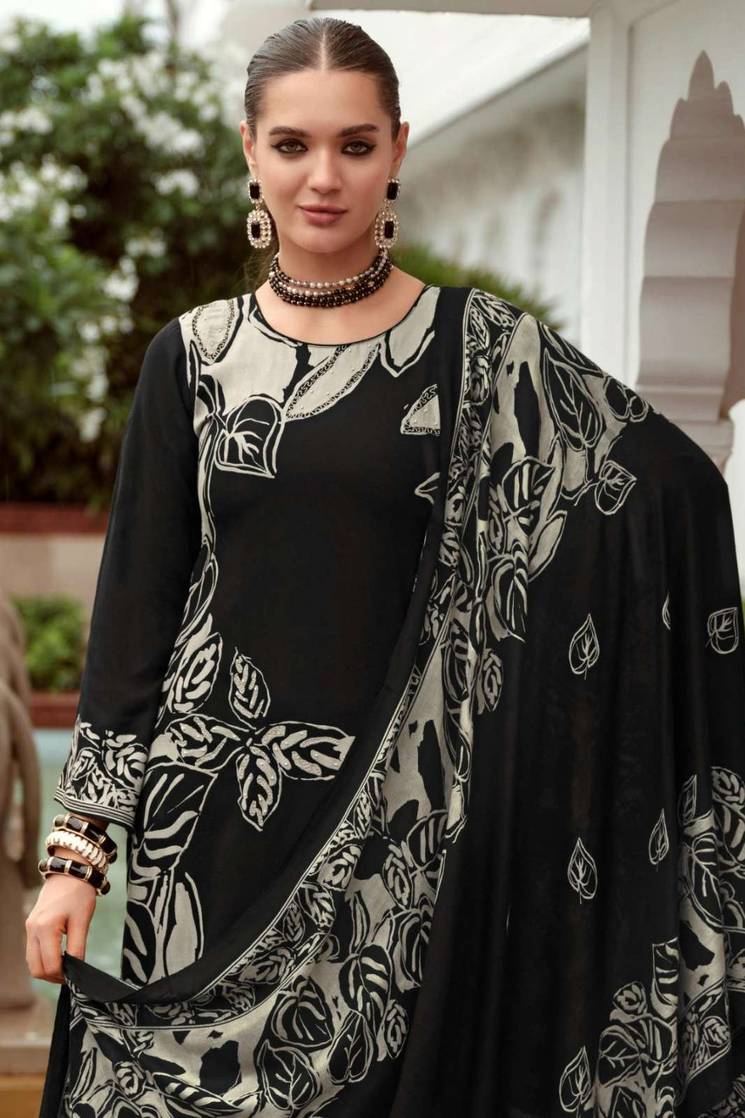 IBIZA REEWAJ PURE VISCOSE PASHMINA DIGITAL PRINTED SUIT WITH HANDWORK