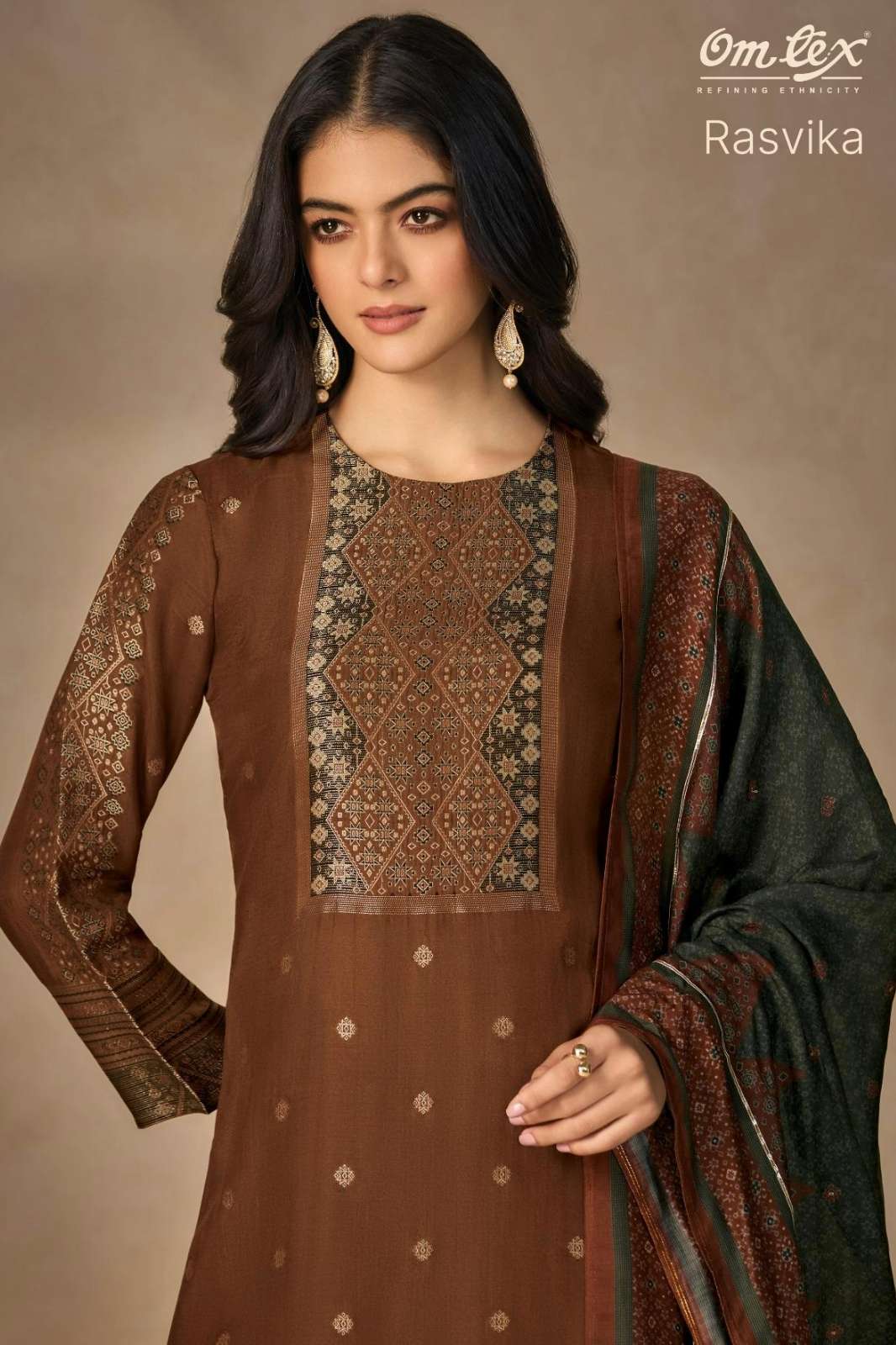 OMTEX RASVIKA MUSLEEN JACQUARD DIGITAL PRINTED SUIT 