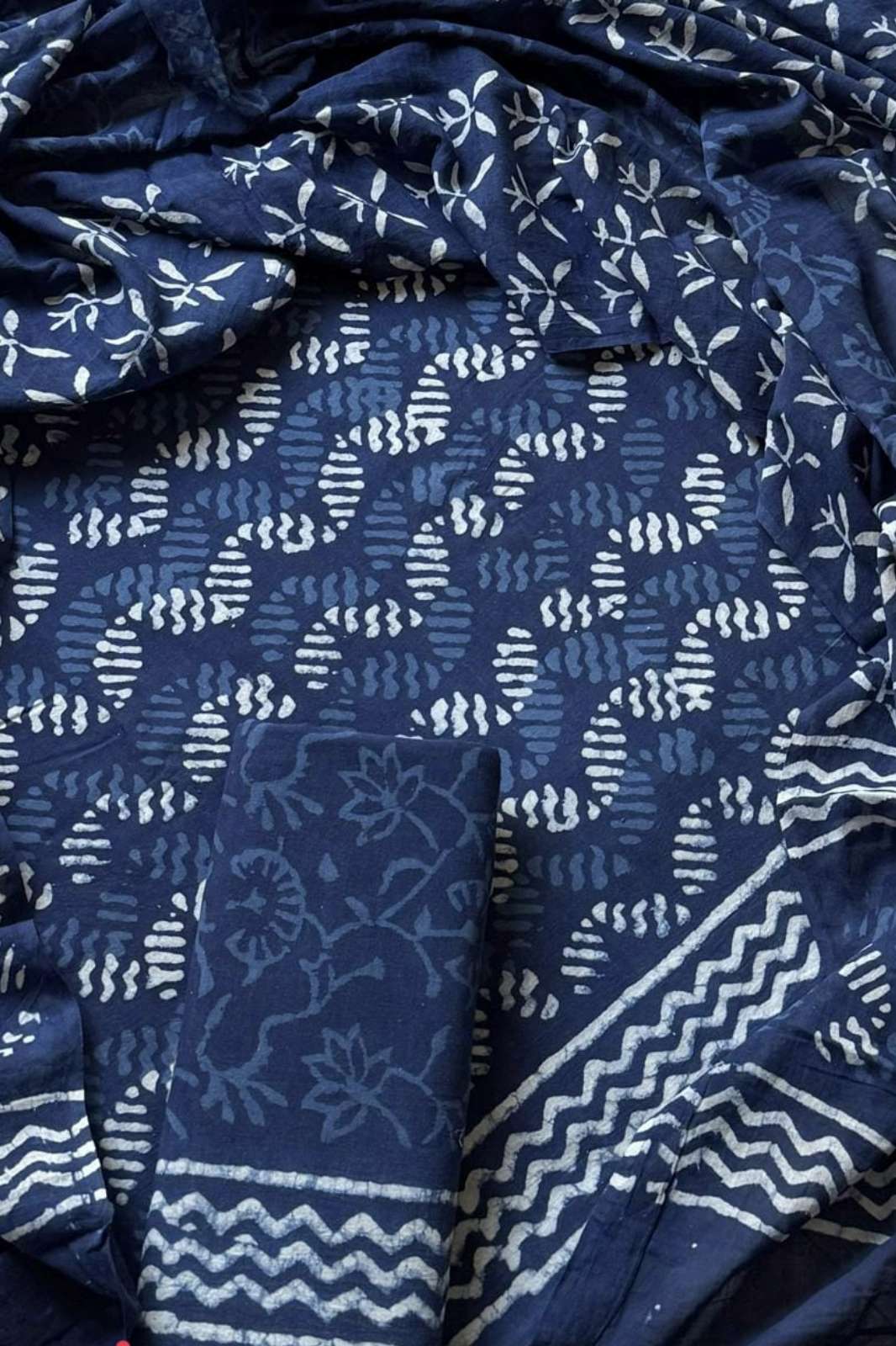 Shri Balaji Emporium RF15730 Handblock Printed Cotton Unstitched Suit 