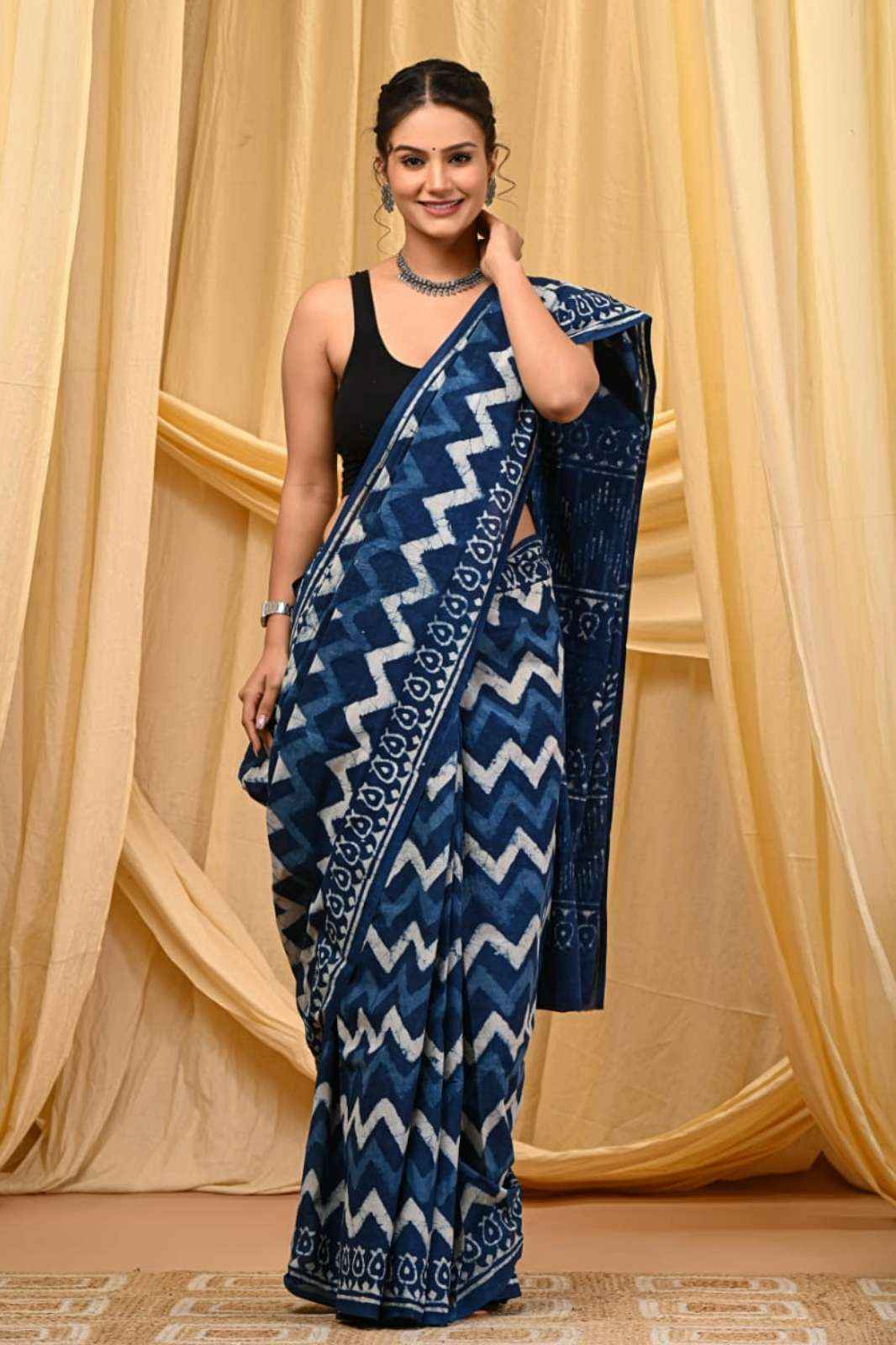 Shri Balaji Emporium RF15732 Bagru hand block printed Pure cotton Mulmul saree