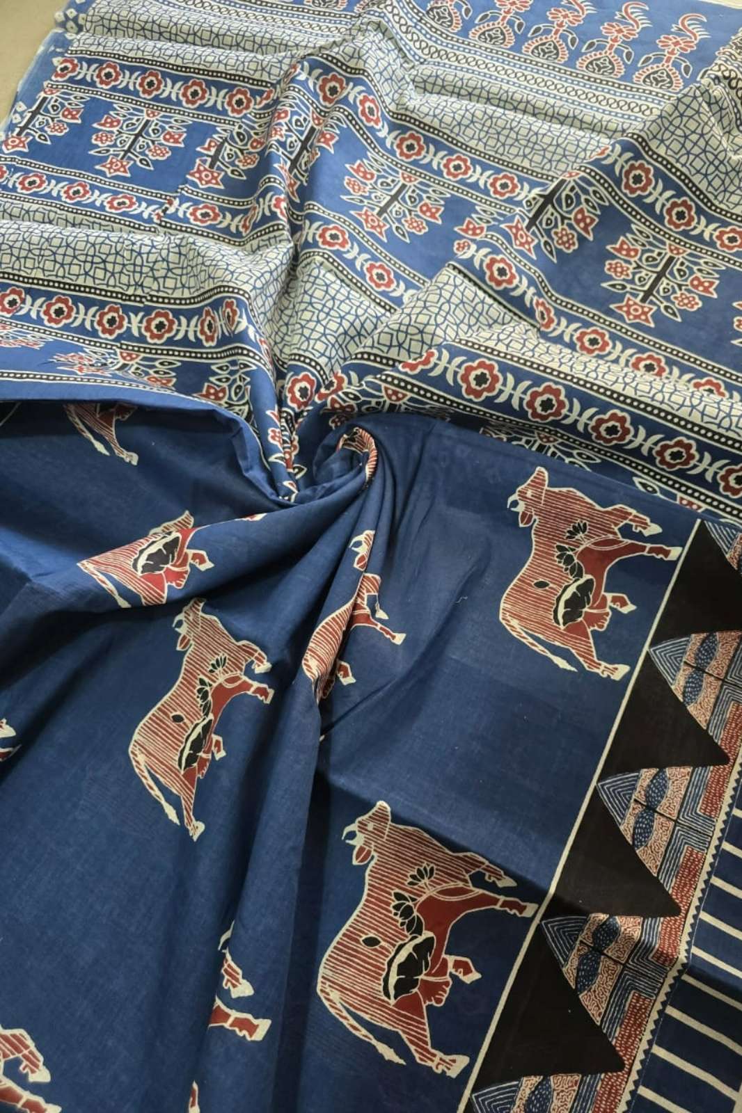 Shri Balaji Emporium RF15848 Hand Block Printed Cotton Saree 