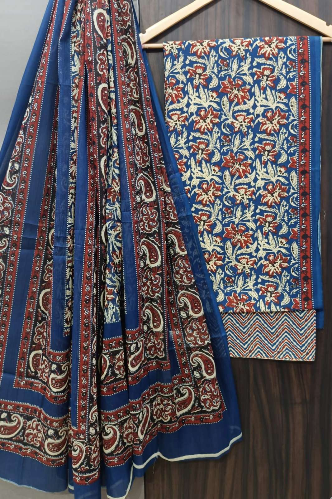 Shri Balaji Emporium RF16542 Handblock Printed Cotton Unstitched Suit