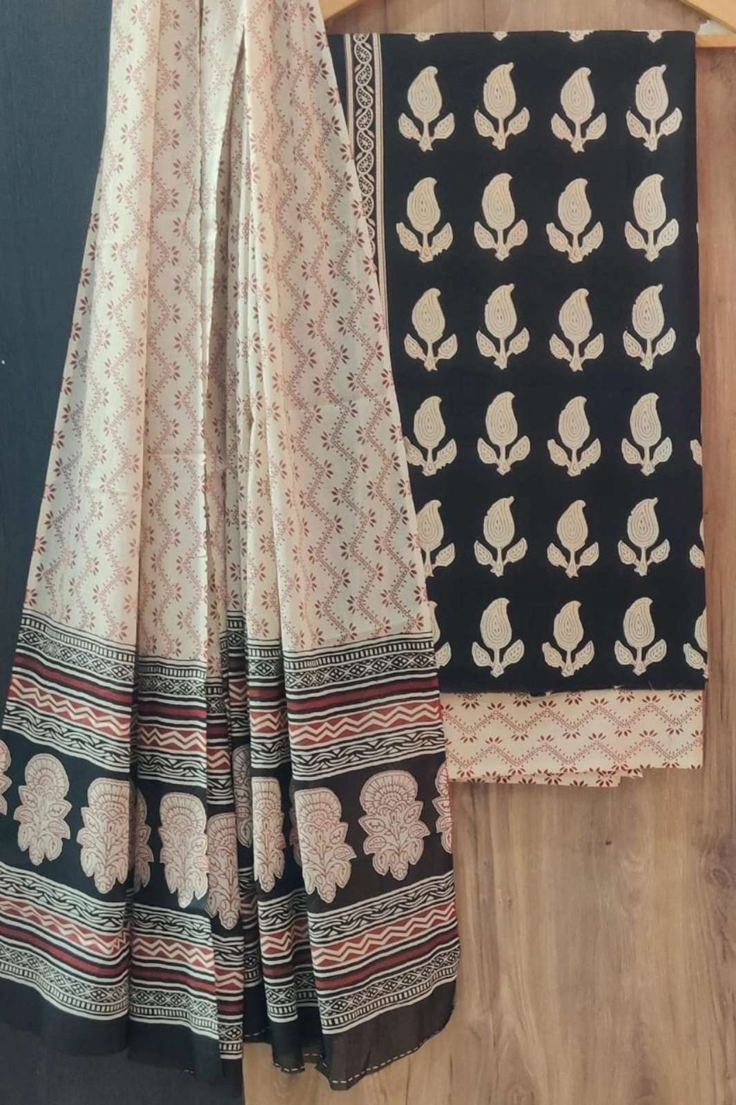 Shri Balaji Emporium RF16542 Handblock Printed Cotton Unstitched Suit
