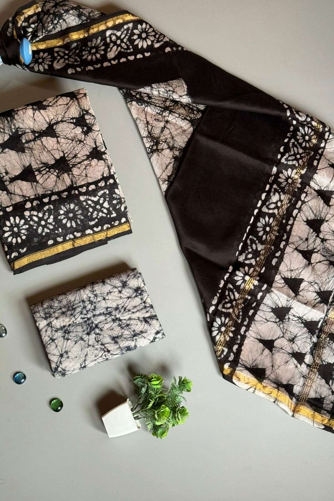 Shri Balaji Emporium RF17208 Hand Block Printed Chanderi Silk Unstitch Suit