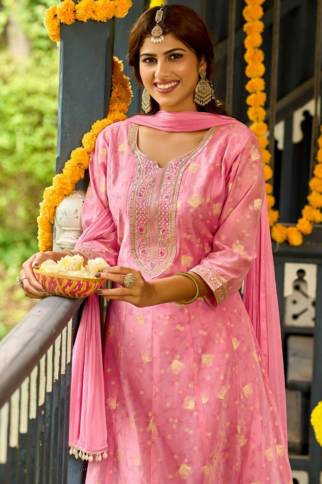 AANCHI JIGISHA READY TO WEAR MODAL SILK SUIT WITH EMBROIDERY BUTTI WORK