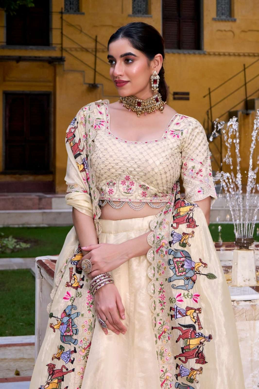 Crazy Cloths 1452OWT Off White Raspberry Designer Plain Lehenga Choli