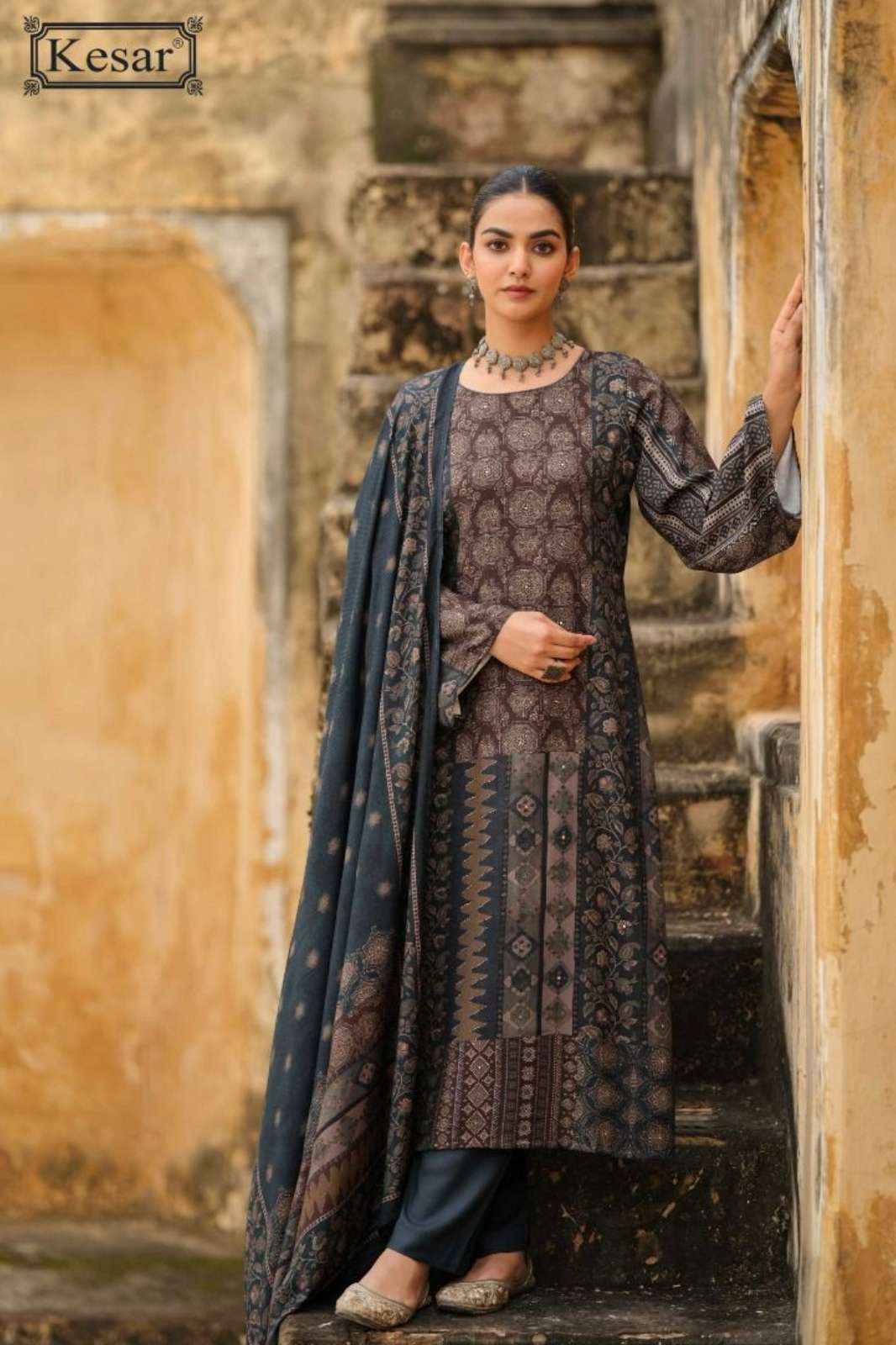 KESAR PAISLEY 25001 VISCOSE PASHΜΙΝΑ DIGITALLY PRINTED SUIT WITH MIRROR WORK