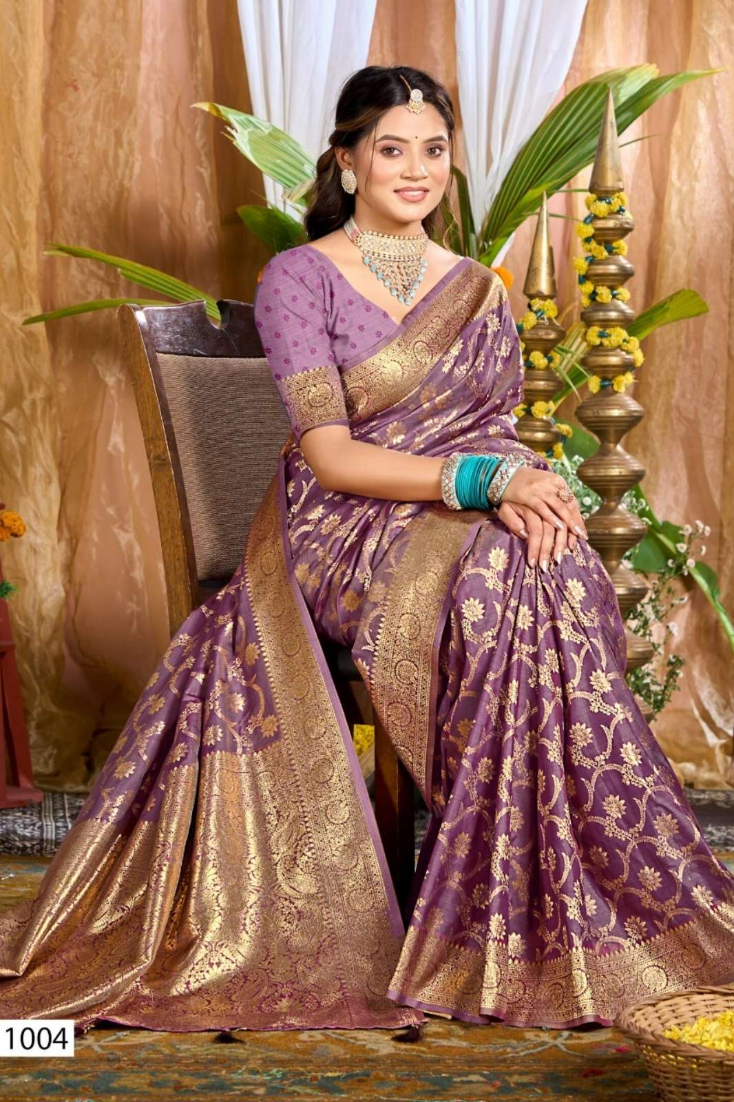 Saroj Saaniya Silk Swaroski 1 Semi Satin Designer Rich Pallu Saree