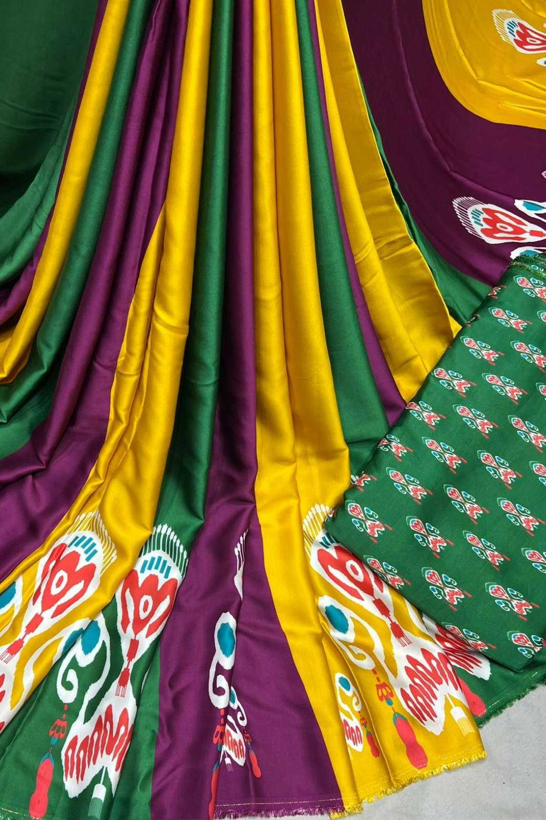 Shri Balaji Emporium 1102 Modal Satin Baatik Discharge Printed Designer Fabric