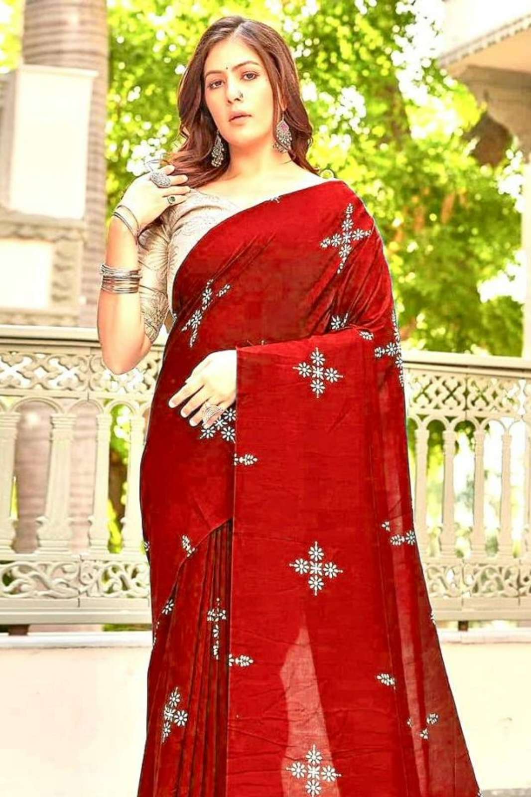 Shri Balaji Emporium BT1104 Beautiful Natural Silk Embroidered Saree