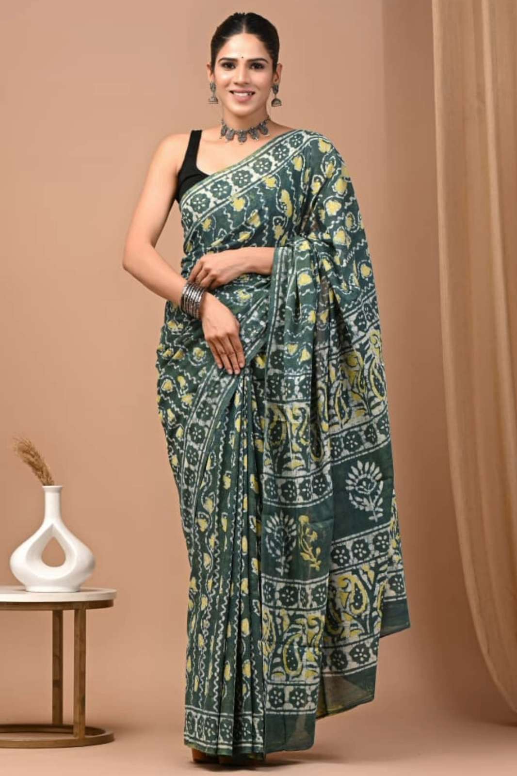 Shri Balaji Emporium RF17349 Hand Block Printed Pure Cotton Mulmul Saree