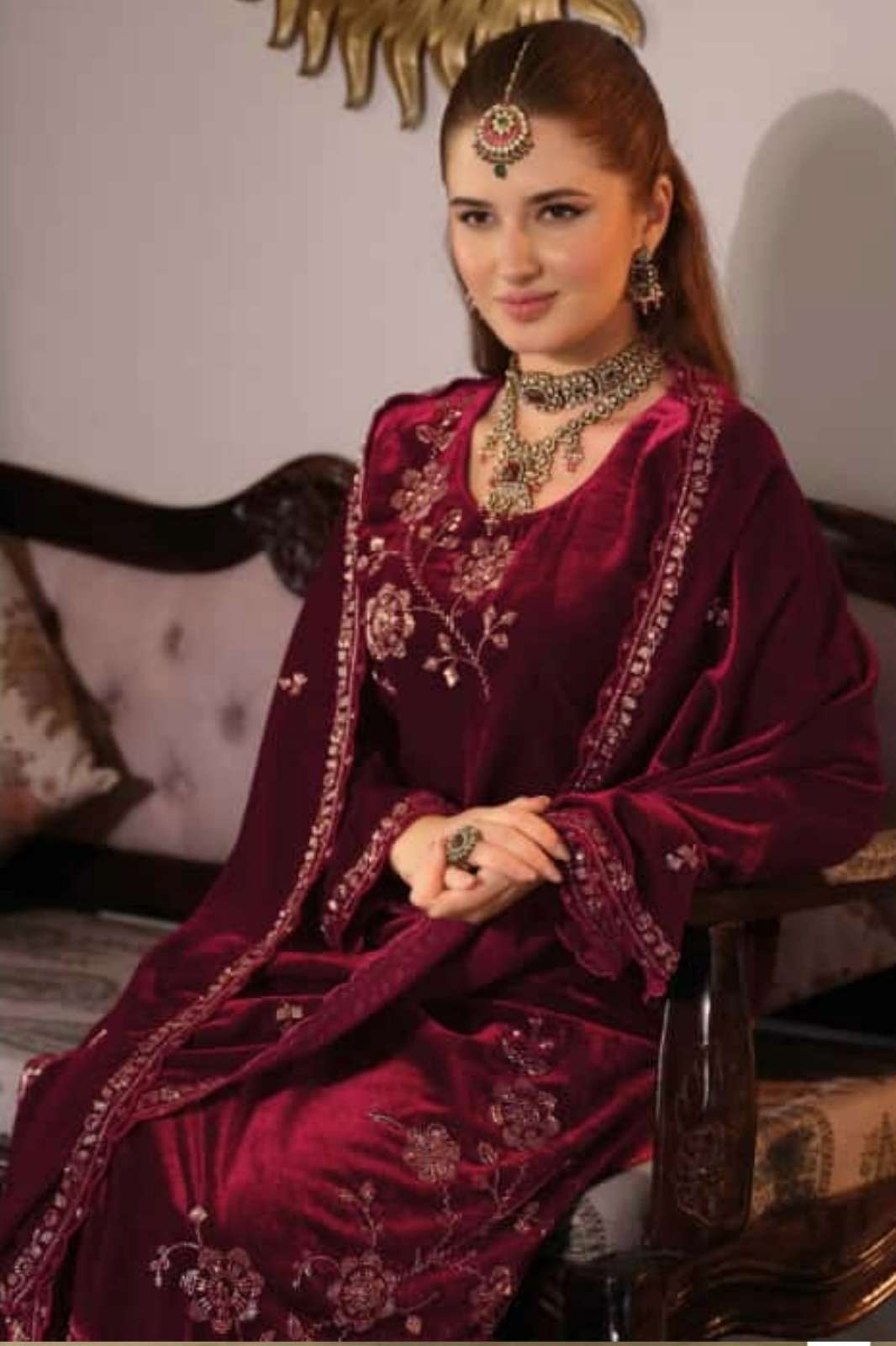 Kilory Trends NOOR MAHAL Beutiful Embroidered Pure Velvet Suit