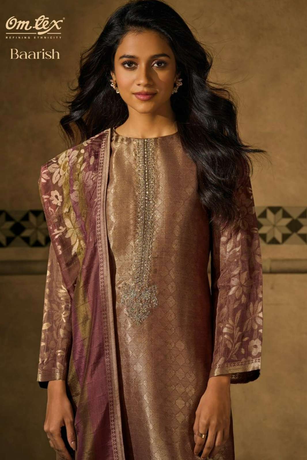 OMTEX BAARISH KARIN JACQUARD SUIT WITH EMBROIDERY & HANDWORK