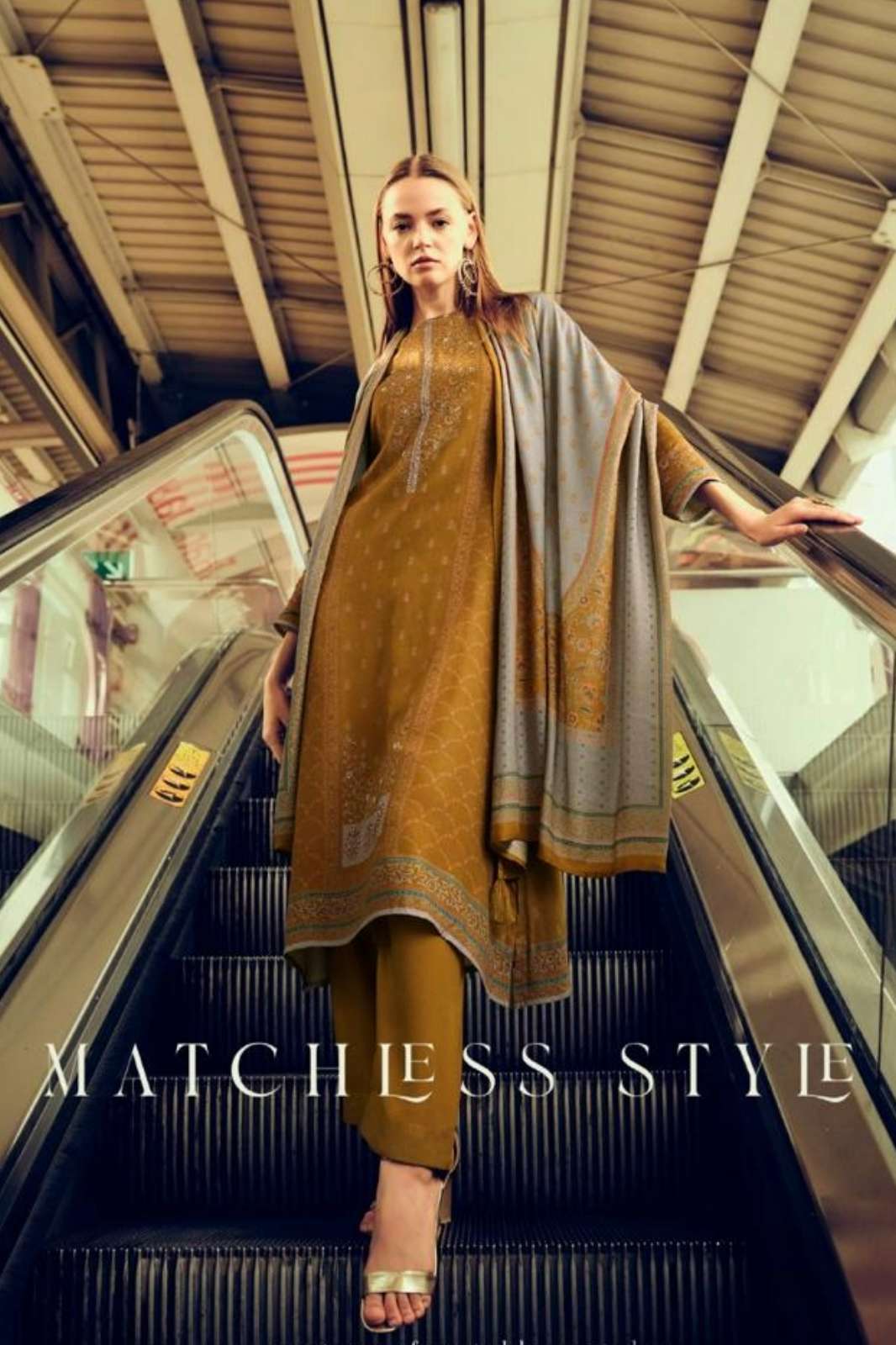 Sadhana Fashion Nana Pure Viscos Pashmina Digital Print & Khatli Work Suit