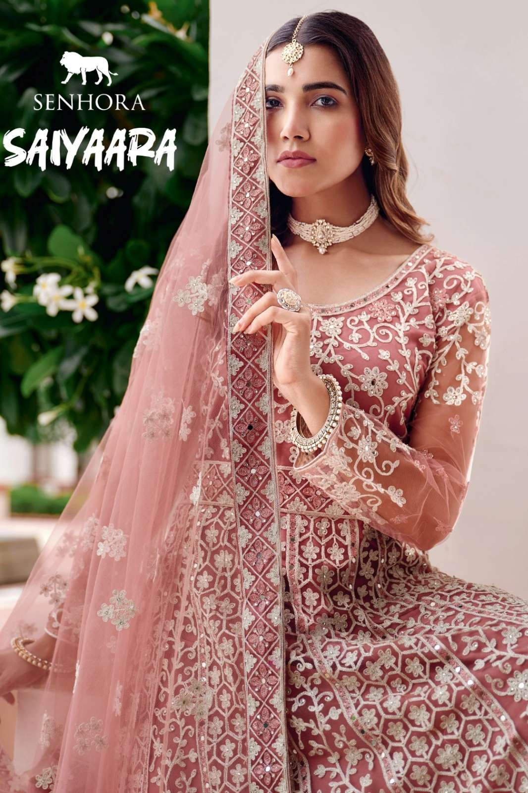 Senhora SAIYAARATOP Pure Butterfly Net Designer Gown