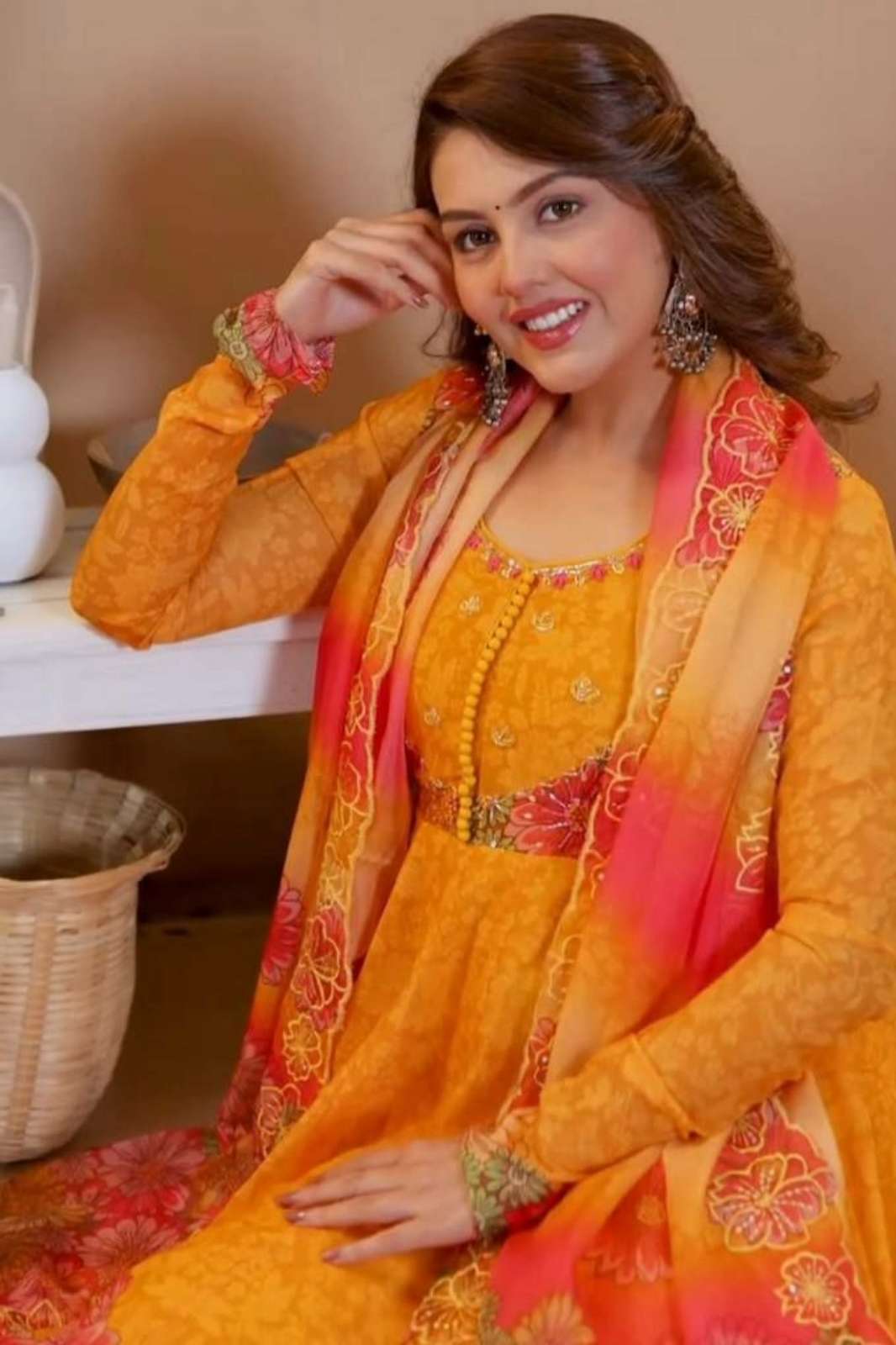 Shri Balaji Emporium DV 24960 Heavy Crunchy Silk Designer Anarkali Gown