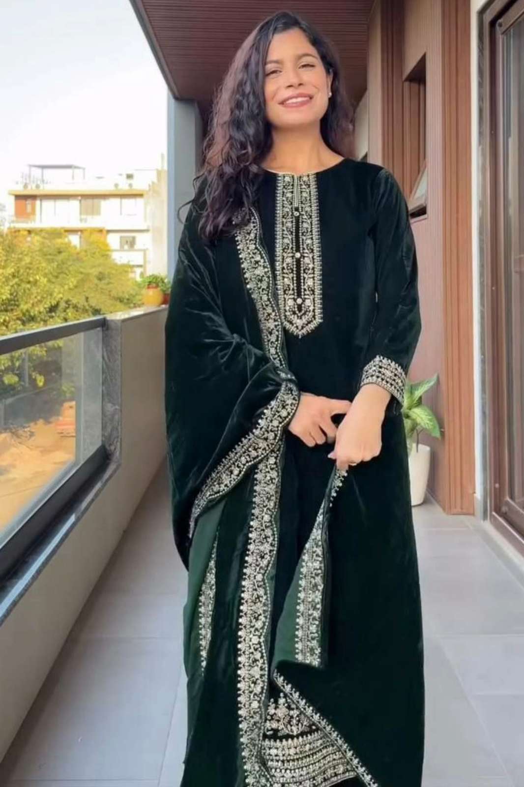 Shri Balaji Emporium DV 25088 Velvet Designer Salwar Suit