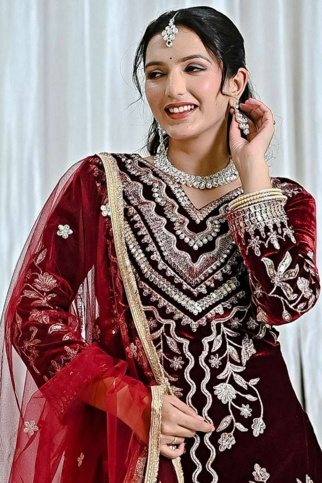 Shri Balaji Emporium DV 25108 Pure Heavy Viscous Velvet Salwar Suit