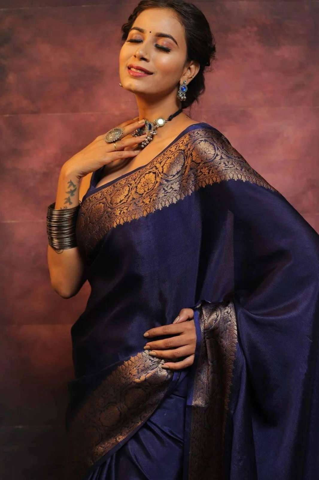 SHRI BALAJI EMPORIUM KP 3073 OFT LICHI SILK CLOTH SAREE