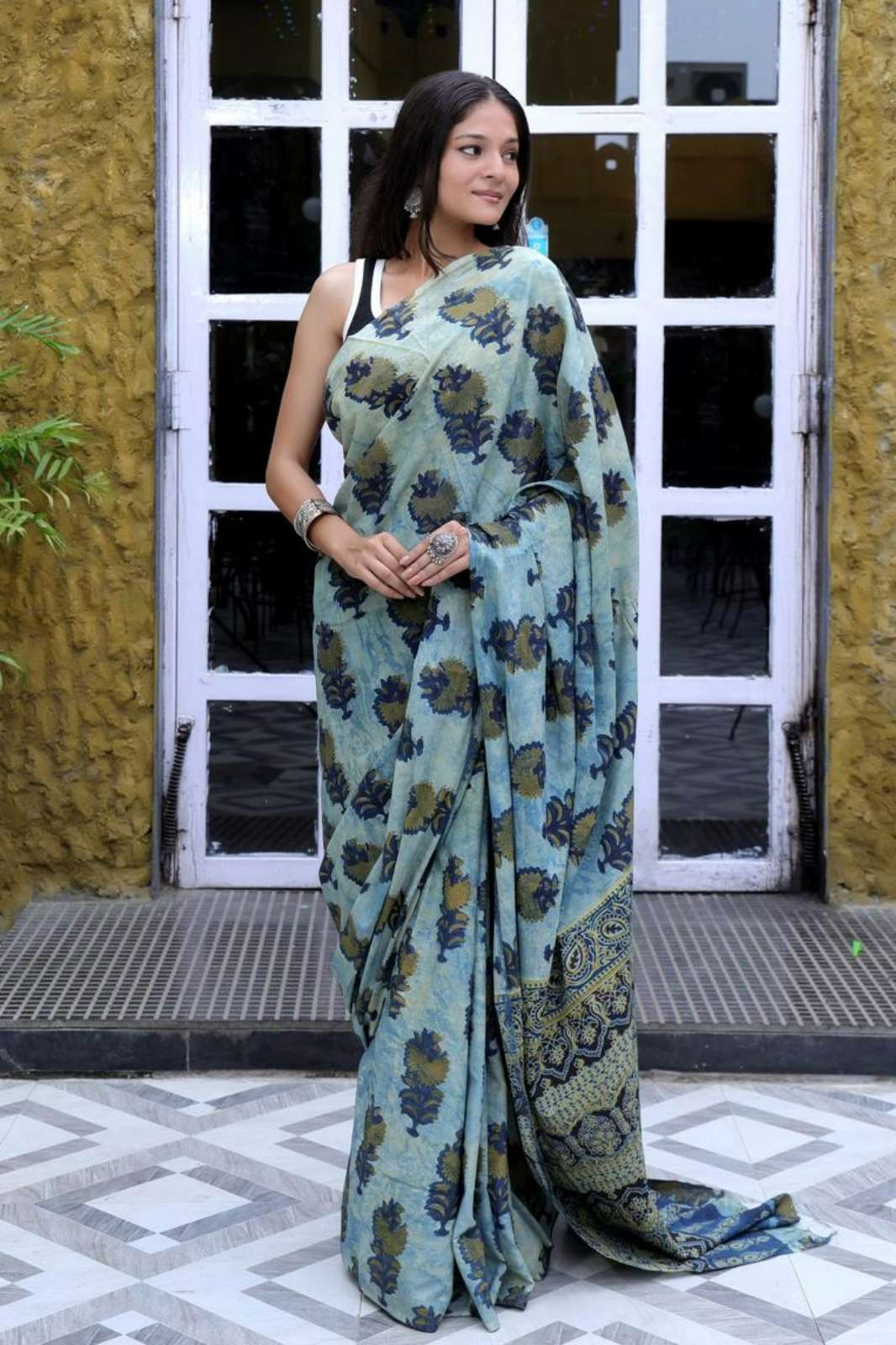 Shri Balaji Emporium RF18058 Bagru Hand Block Printed Pure Cotton Mulmul Saree