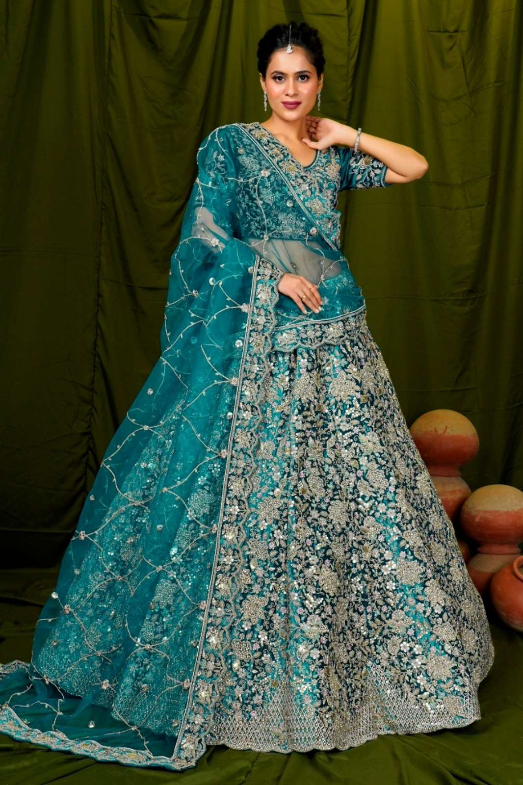 Shri Balaji Emporium SBG 18102 Beautiful Embroidered Velvet Designer Wdding Lehenga