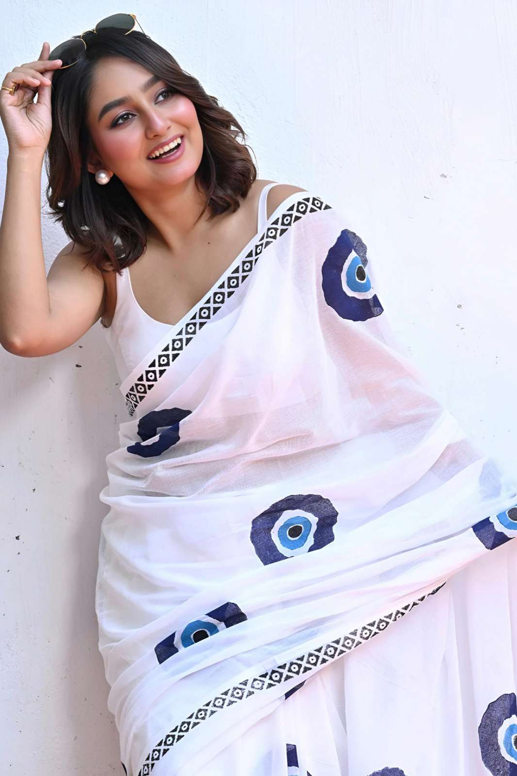 Shri Balaji Emporium Soft & Breathable Cotton Linen Saree